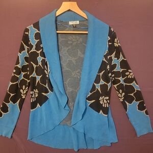 Cynthia Rowley Blue and Black Floral Women's Carnigan Sweater. Size S/M